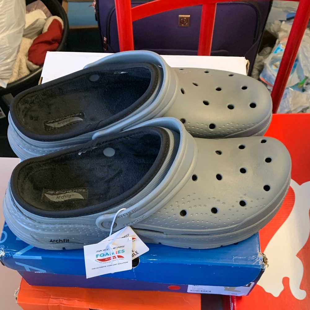Sketchers foamies arch fit